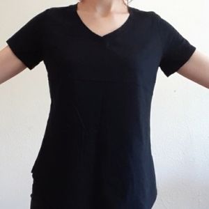 Free With Bundle Basic Black Tee